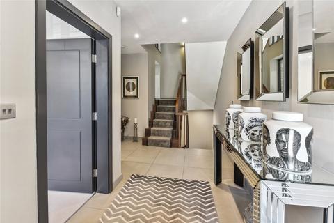5 bedroom mews for sale, Cotswold Mews, London, SW11