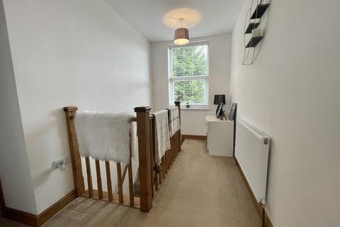 2 Burton Close, Carlton, Nottingham, NG4 3GT