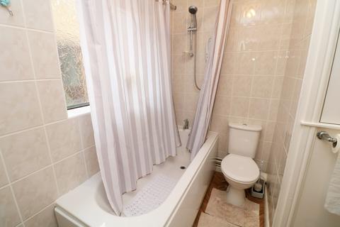 11 Aldis Close, Birmingham, B28 8EE