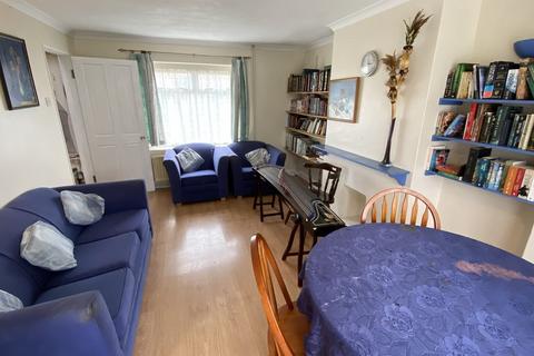 1 bedroom in a house share to rent, Oldfield Park, Westbury