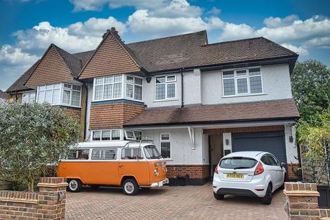53 Merland Rise, Epsom, KT18 5RN