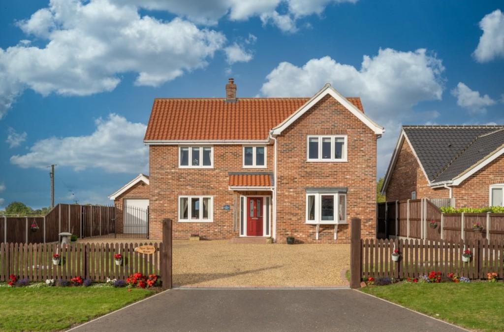 Great Moulton 4 bed detached house £550,000