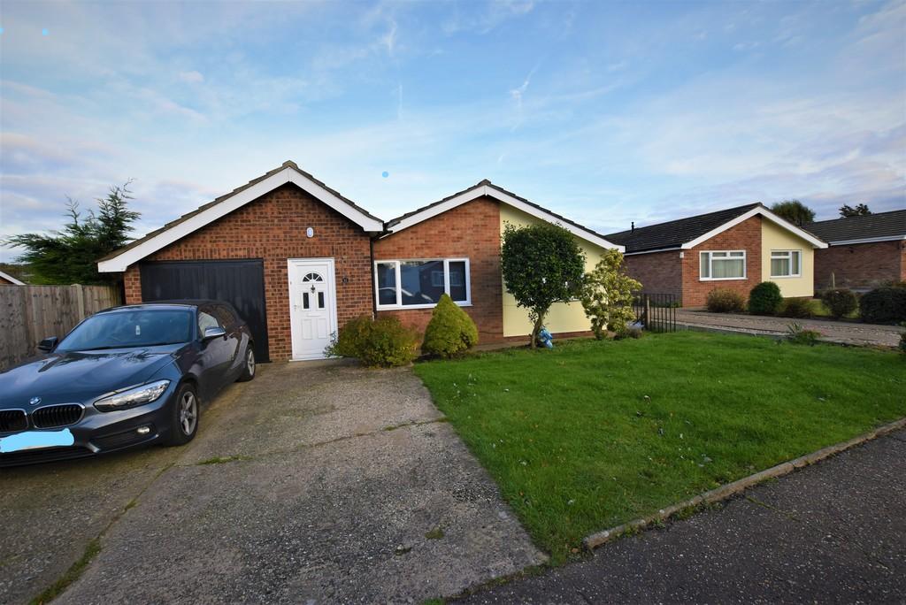 Compit Hills, Cromer 4 bed detached bungalow £400,000