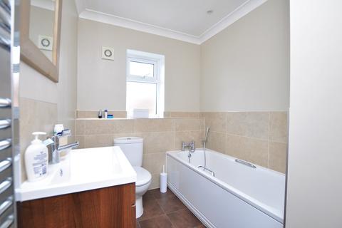 21 Deeprose Close, Guildford, GU2 9NA