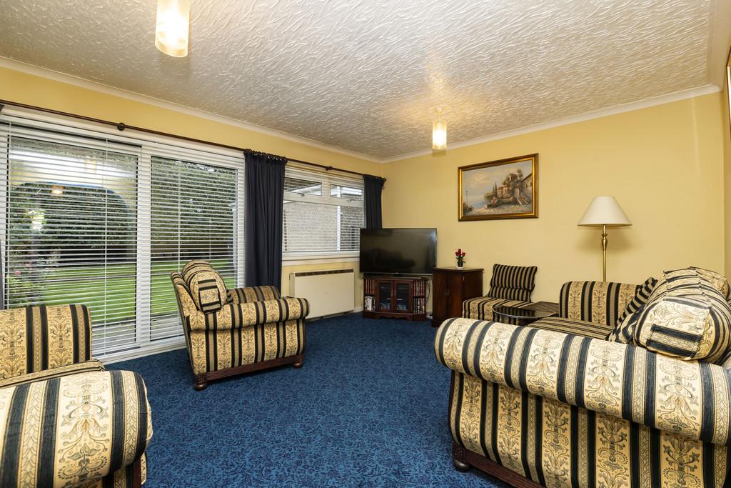 Bowmont Hill, Glagsow 3 bed semidetached house £225,000