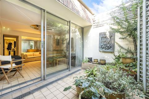 8 Albion Mews, London, N1 1JX