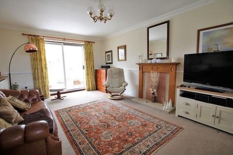 9 Bishops Place, Welton, Lincoln, LN2 3FR