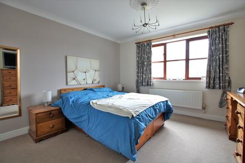 9 Bishops Place, Welton, Lincoln, LN2 3FR