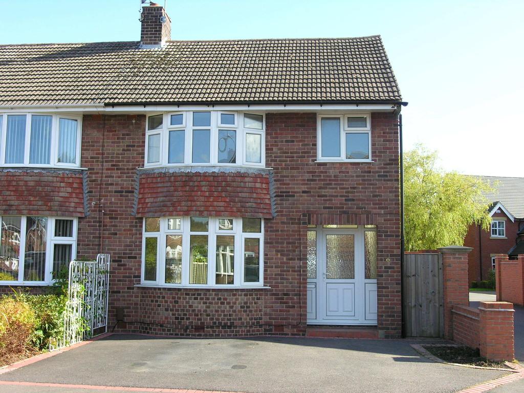 Edale Avenue, Mickleover 3 bed semidetached house £795 pcm (£183 pw)