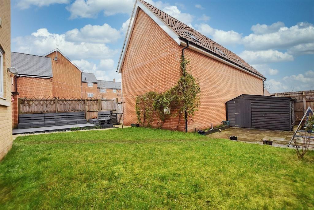 Saw Mill Road, Colchester 4 bed detached house £350,000