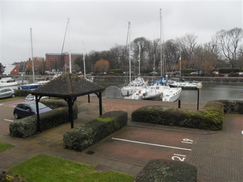 Kingston Wharf, Hull, East Yorkshire 1 bed flat £525 pcm (£121 pw)