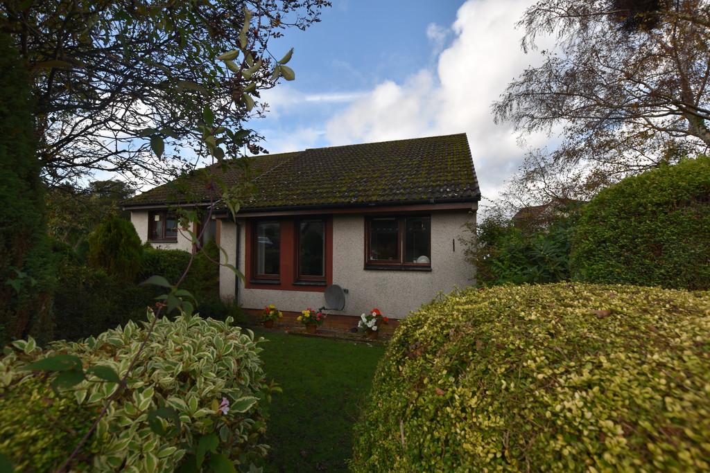 Beechgrove Place, Errol, Perth 2 bed semidetached bungalow £155,000