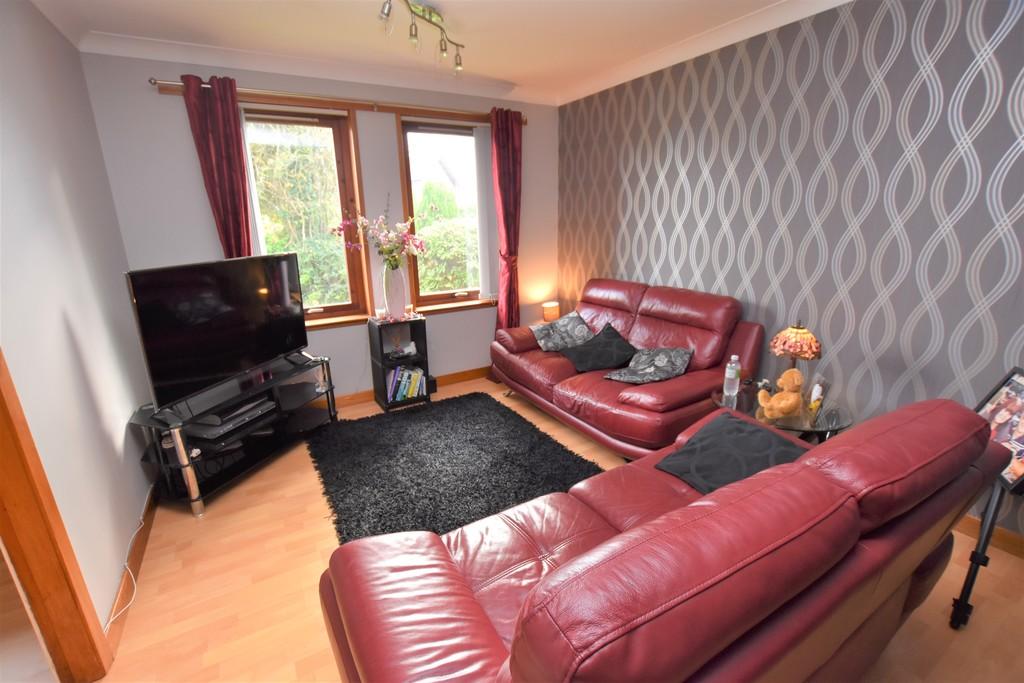 Beechgrove Place, Errol, Perth 2 bed semidetached bungalow £155,000