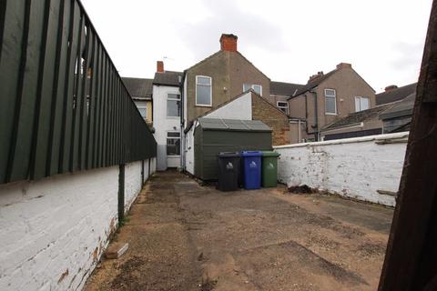 31 Bennett Road, Cleethorpes, DN35 7JS