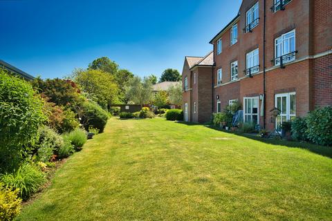 1 bedroom retirement property for sale, Archers Court, Elmside Walk, HITCHIN, SG5
