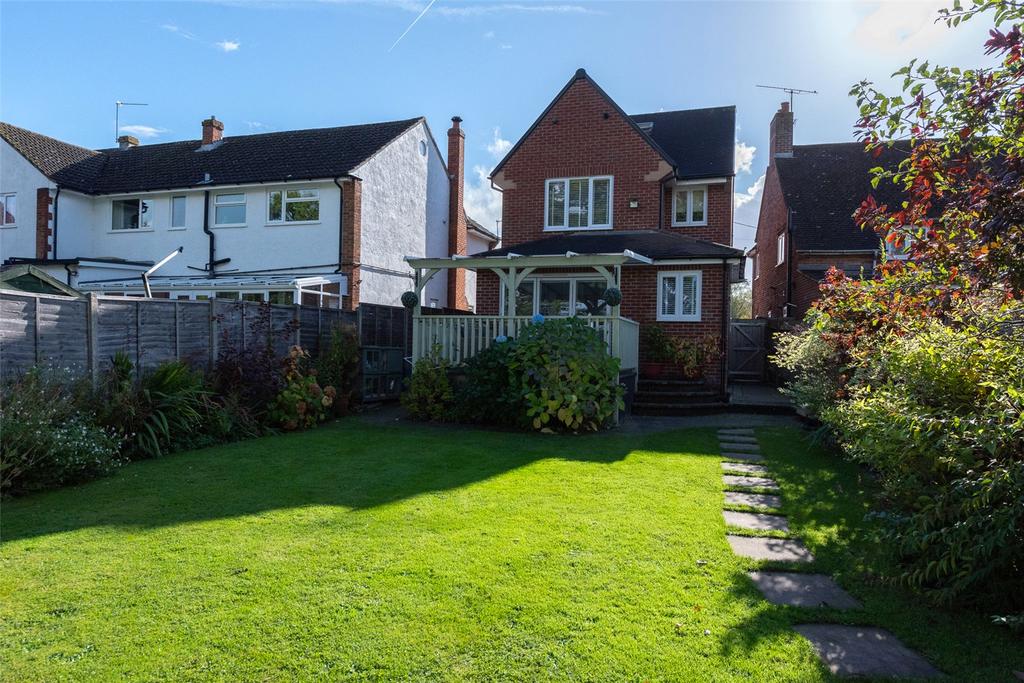 The Green, Tadley, Hampshire, RG26 4 bed detached house £485,000