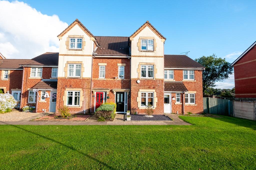 Yarn Close, St Helens, WA9 4 bed townhouse £185,000