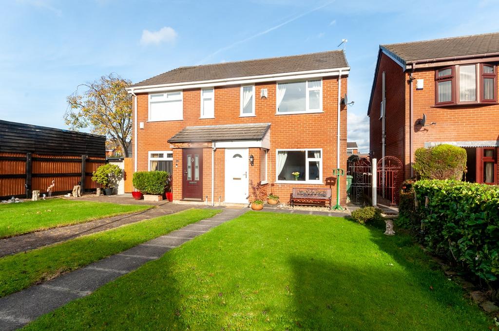 Perrybrook Walk, AshtoninMakerfield, Wigan, WN4 3 bed semidetached house £160,000