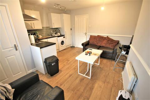 1 bedroom apartment to rent, Long Row, Horsforth, Leeds, LS18