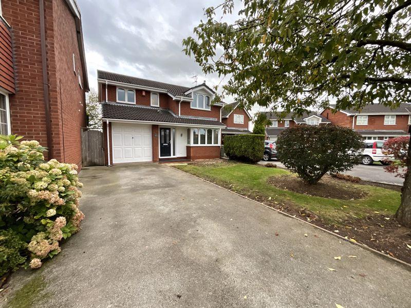 Copeland Drive, Stone 4 bed detached house £325,000