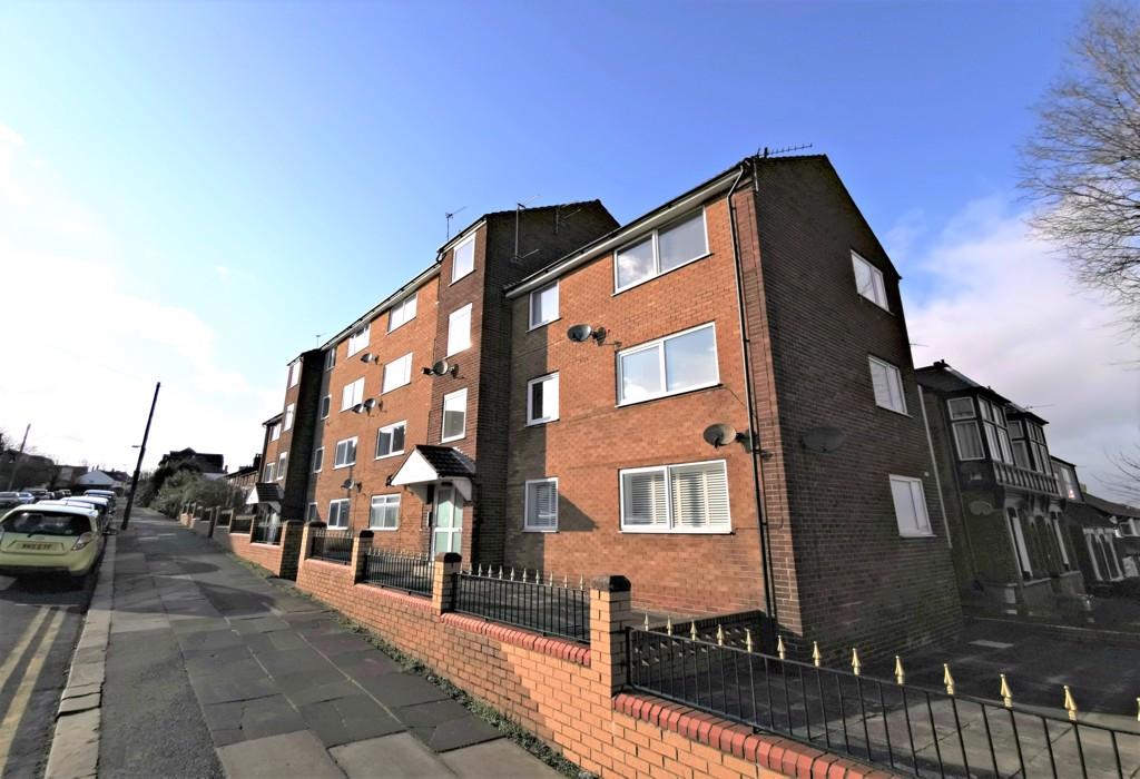 Rowson Court, Wallasey, Merseyside 2 bed apartment £100,000