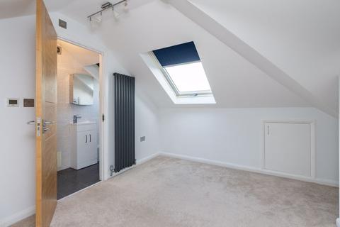 Flat 3, 51 Homersham Road, Kingston Upon Thames, KT1 3PL