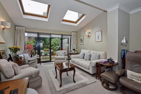 24 Bower Gardens, Salisbury, SP1 2RL