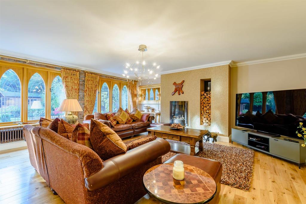 8482937-interior01.jpg