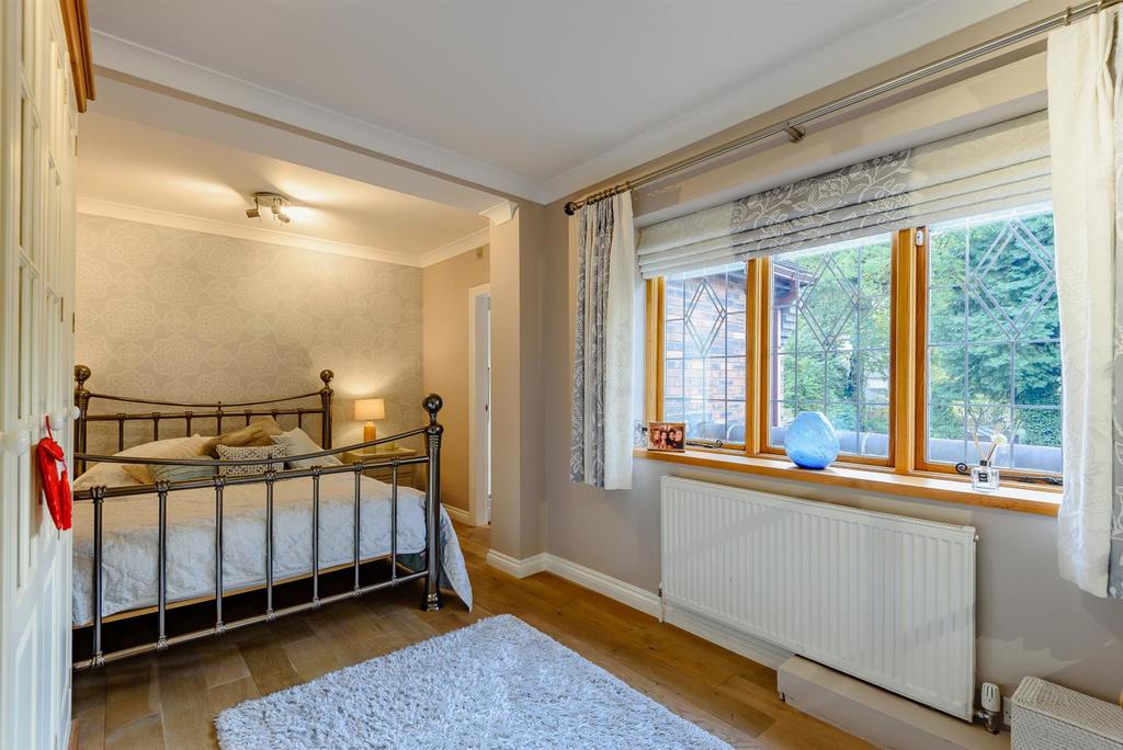 8482937-interior06.jpg