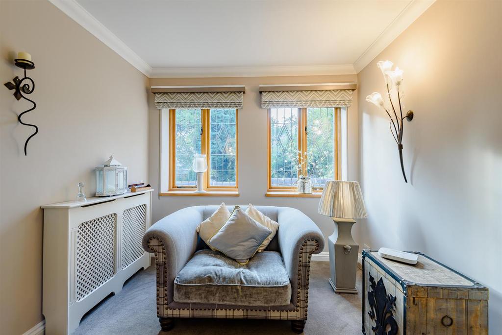 8482937-interior11.jpg