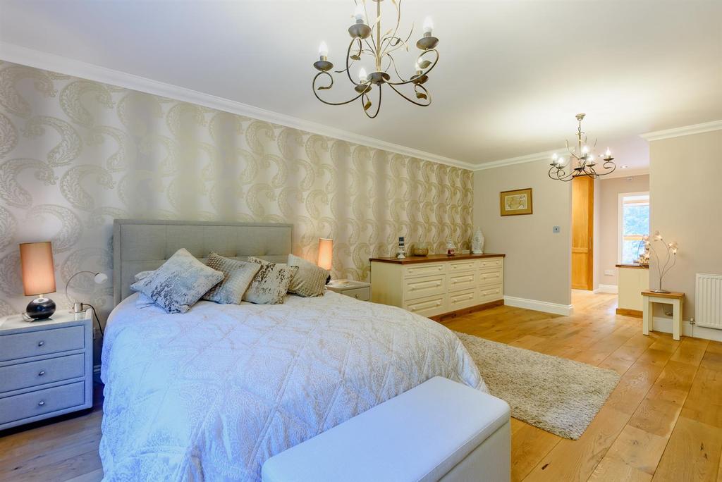 8482937-interior14.jpg