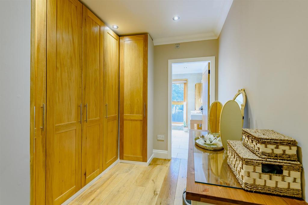 8482937-interior15.jpg