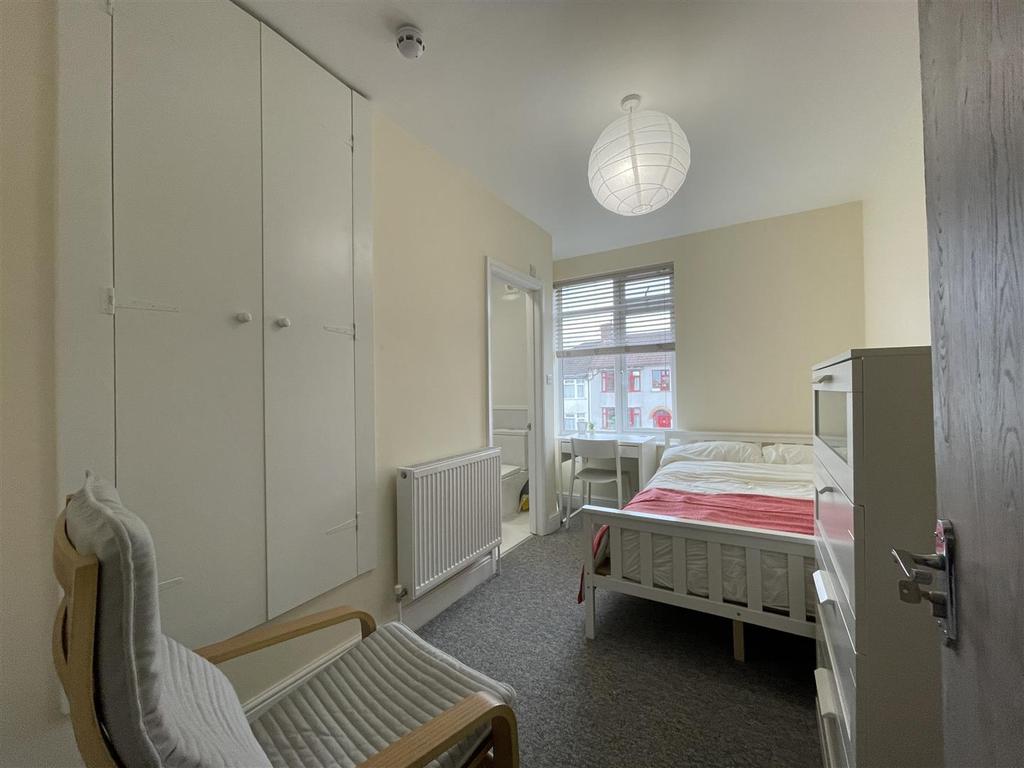 Kingsholm Road, Southmead, Bristol 1 bed in a house share £625 pcm (£144 pw)