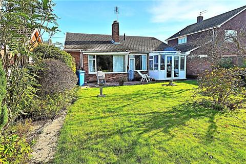 16 Bishops Walk, Lowestoft, NR32 4JN
