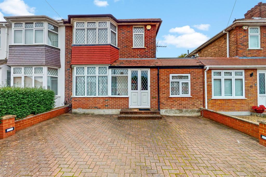 Orchard Gate, GREENFORD 4 bed semidetached house £700,000