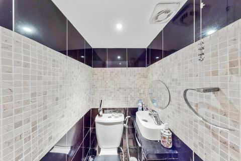 16 West Court, Wembley, HA0 3QH