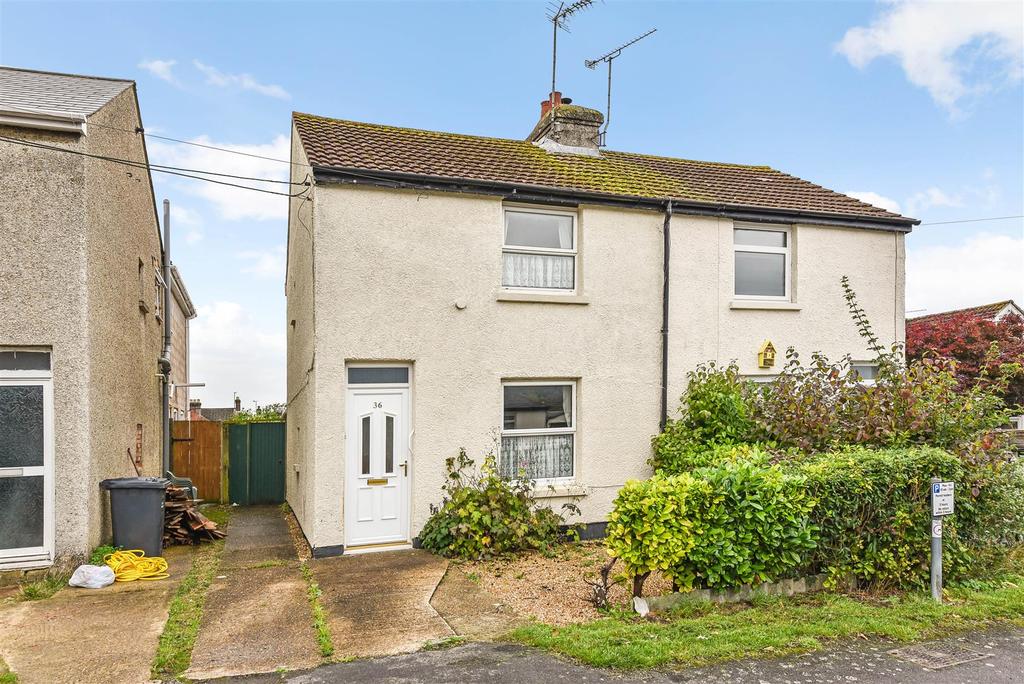 Dunmow Road, Andover 2 bed semidetached house £250,000