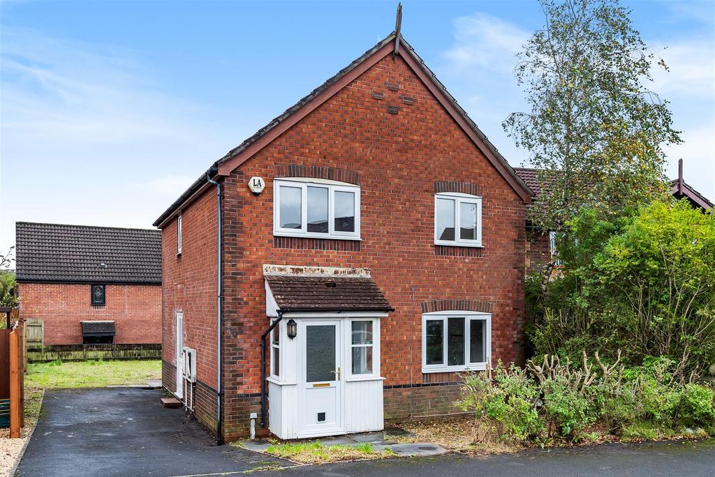 Lon Enfys, Llansamlet, Swansea 3 bed detached house £160,000