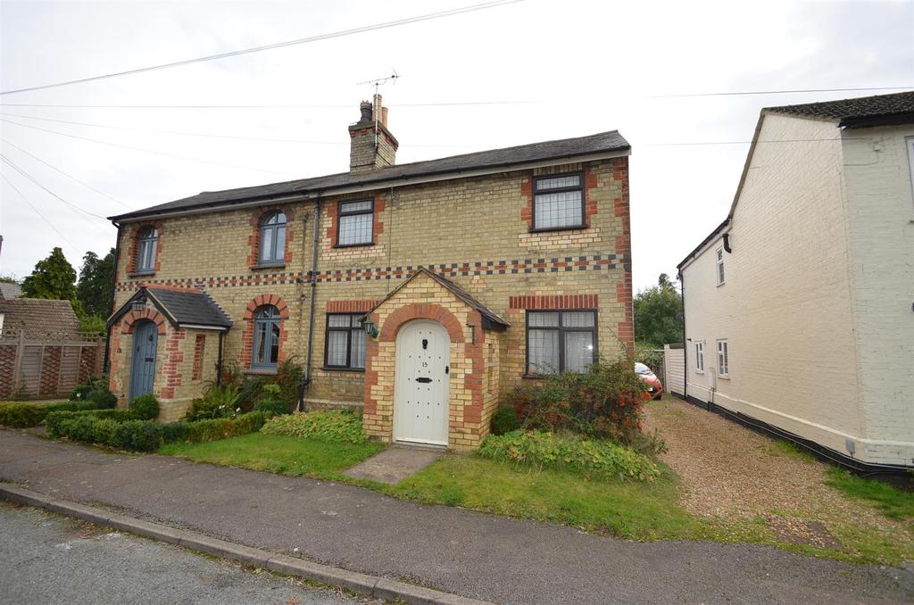 Gravenhurst Road, Campton, Shefford 3 bed semidetached house £400,000