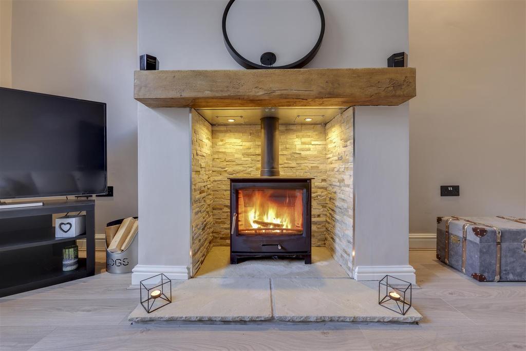 Elm Street, Rawtenstall, Rossendale 2 bed terraced house £165,000