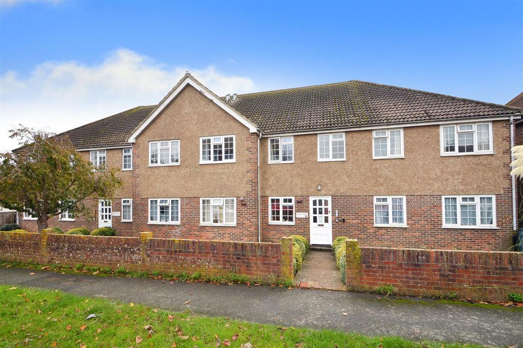 Albert Road, Polegate 2 bed flat £174,950