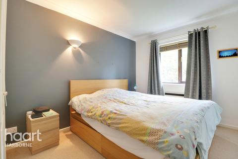 46 Forest Drive, Birmingham, B17 9HW