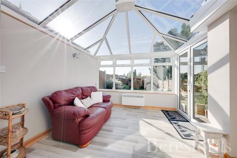 96 Shepherds Hill, Harold Wood, Romford, RM3 0NJ