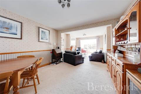 96 Shepherds Hill, Harold Wood, Romford, RM3 0NJ