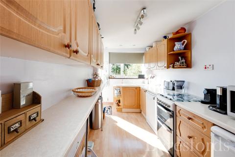 96 Shepherds Hill, Harold Wood, Romford, RM3 0NJ