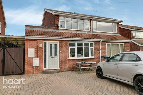 52 Menson Drive, Hatfield, Doncaster, DN7 6RB