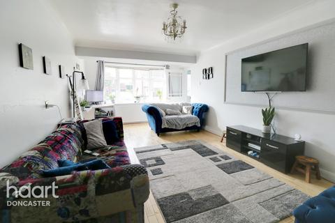 52 Menson Drive, Hatfield, Doncaster, DN7 6RB