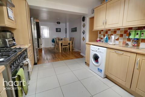 52 Menson Drive, Hatfield, Doncaster, DN7 6RB