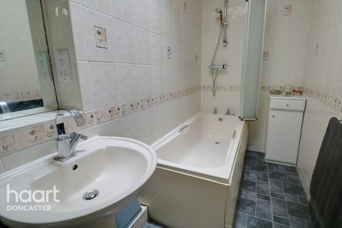 52 Menson Drive, Hatfield, Doncaster, DN7 6RB