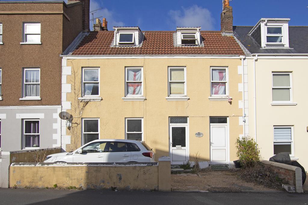 Le Bouet, St Peter Port, Guernsey, GY1 5 bed terraced house £495,000